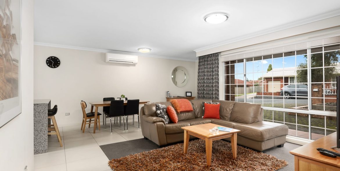 City Two Apartment