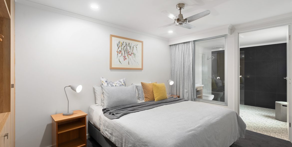City Courtyard One - Bedroom