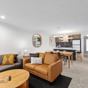 City Courtyard One - Living Room and Kitchen